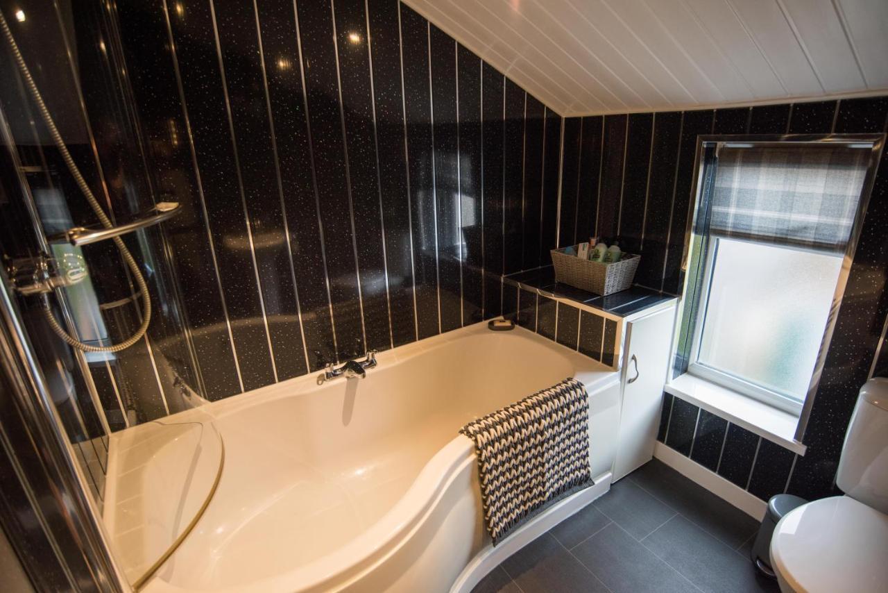 Madoc Brook Cottage 콘위 외부 사진